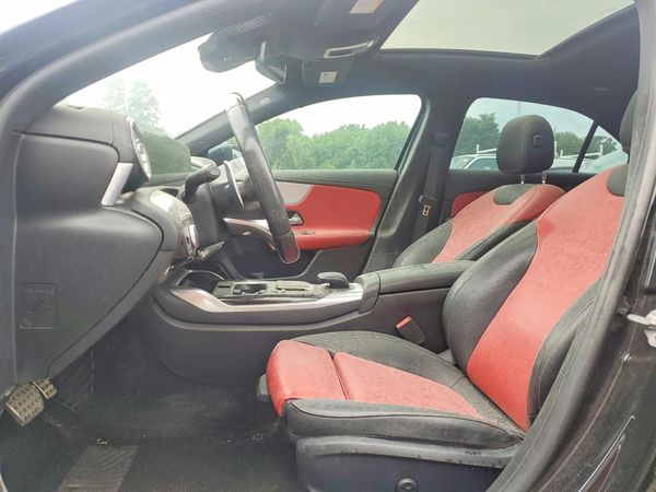 2021 MERCEDES-BENZ A-CLASS — DENT