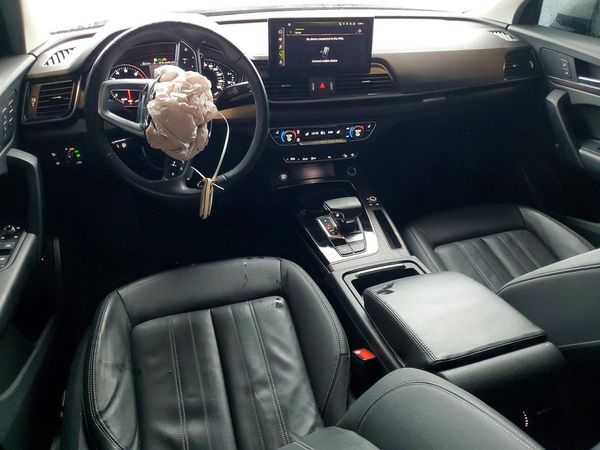 2022 AUDI Q5 S Line quattro Premium