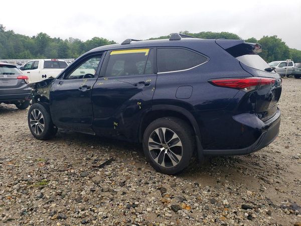 2022 TOYOTA HIGHLANDER