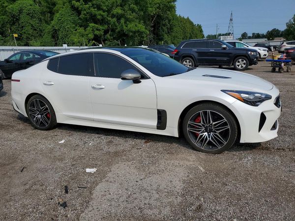 2022 KIA STINGER GT2