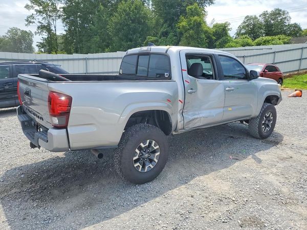 2018 TOYOTA TACOMA