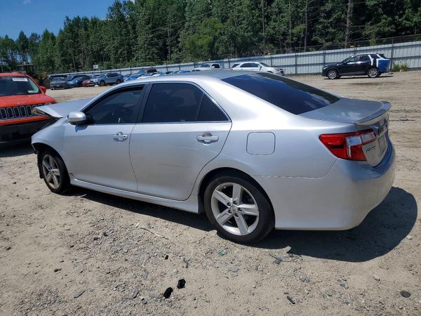 2013 TOYOTA CAMRY