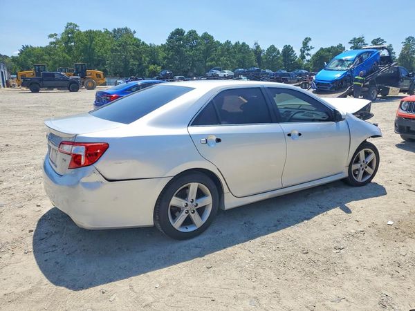 2013 TOYOTA CAMRY