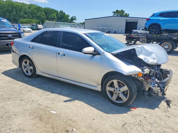 2013 TOYOTA CAMRY