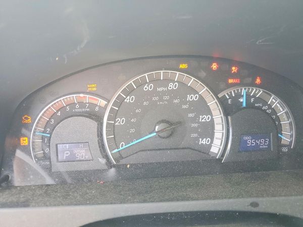 2013 TOYOTA CAMRY