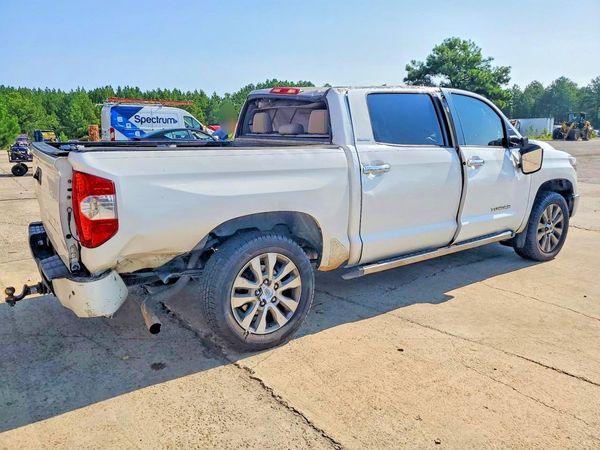 2015 TOYOTA TUNDRA Limited Grade