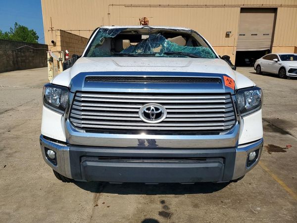 2015 TOYOTA TUNDRA Limited Grade
