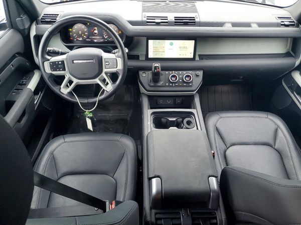 2024 LAND ROVER DEFENDER