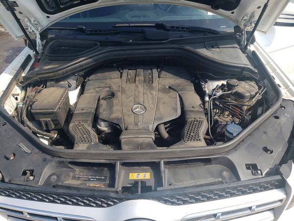 2019 MERCEDES-BENZ GLS-CLASS GLS450-4M — Engine bay
