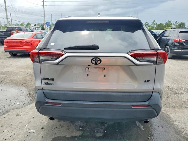 2021 TOYOTA RAV4 LE
