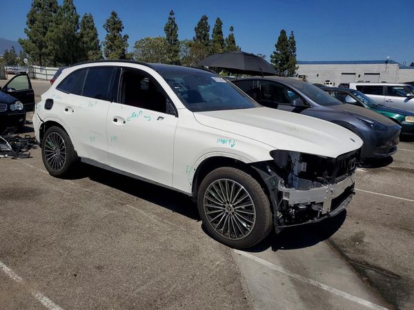 2026 MERCEDES-BENZ GLC GLC300