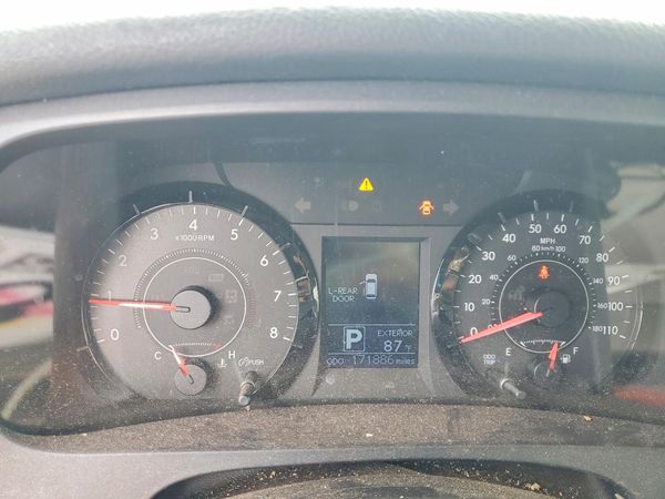 2016 TOYOTA SIENNA