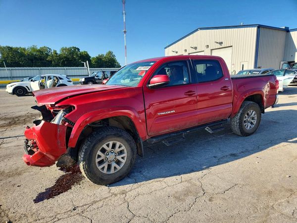 2017 TOYOTA TACOMA