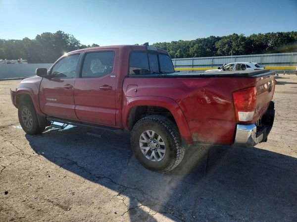 2017 TOYOTA TACOMA