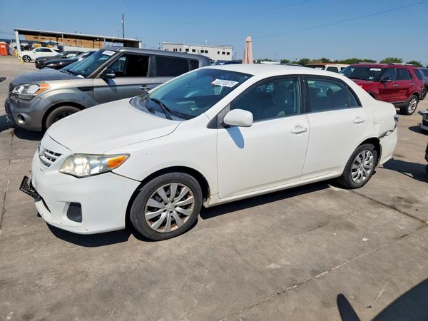 2013 TOYOTA COROLLA