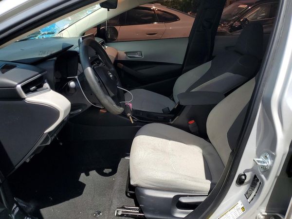 2021 TOYOTA COROLLA