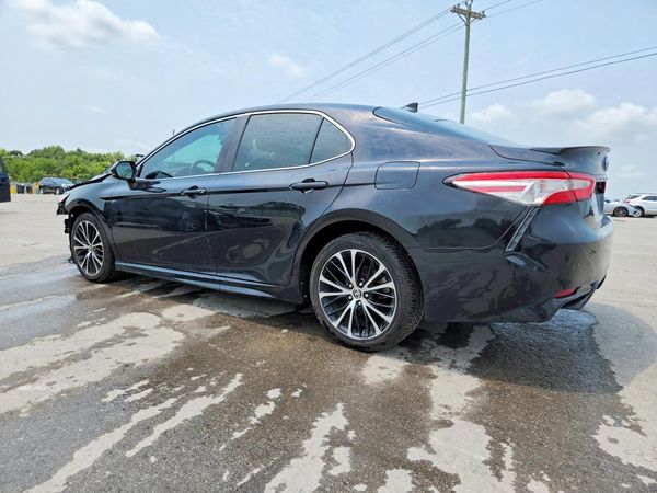 2020 TOYOTA CAMRY