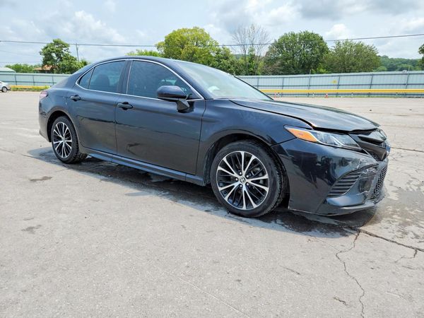 2020 TOYOTA CAMRY