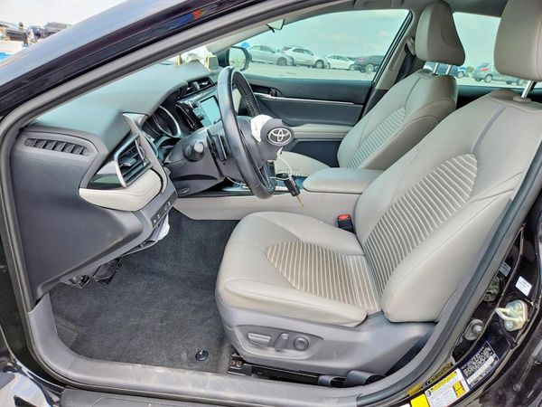 2020 TOYOTA CAMRY