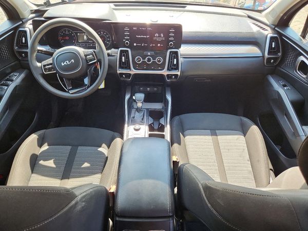 2023 KIA SORENTO LX