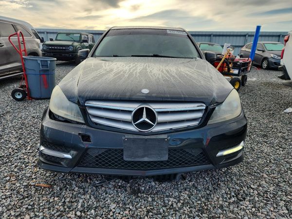 2013 MERCEDES-BENZ C C300