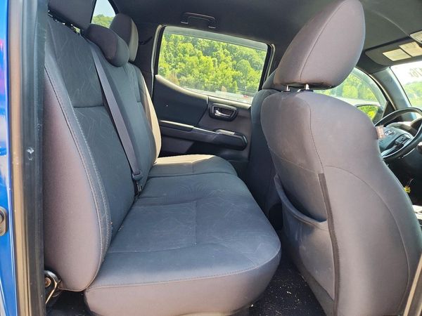 2017 TOYOTA TACOMA