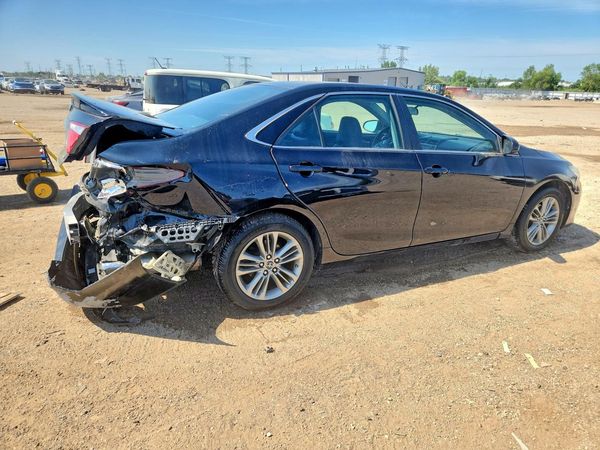 2015 TOYOTA CAMRY