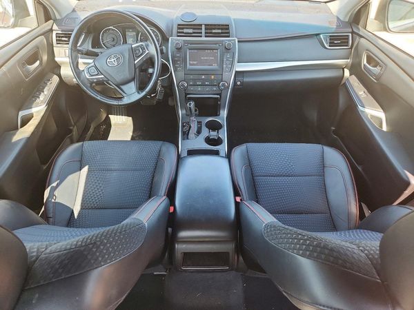 2015 TOYOTA CAMRY
