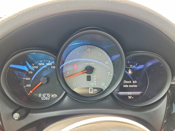2017 PORSCHE MACAN