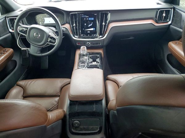 2021 VOLVO S60 Inscription