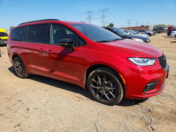 2026 CHRYSLER PACIFICA Select — Passenger 3/4