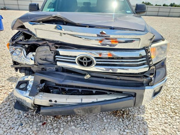 2016 TOYOTA TUNDRA SR5