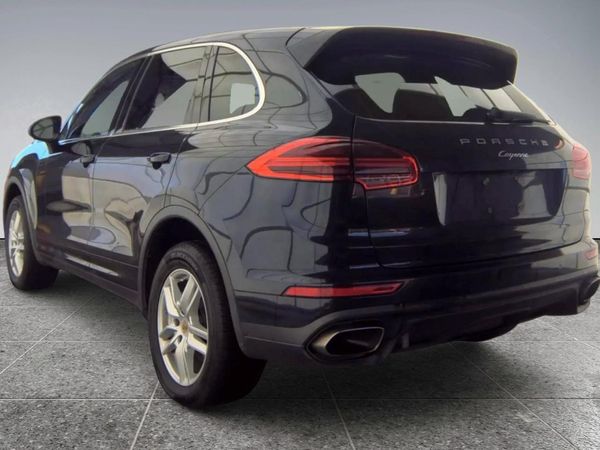 2018 PORSCHE CAYENNE Base / Platinum Edition