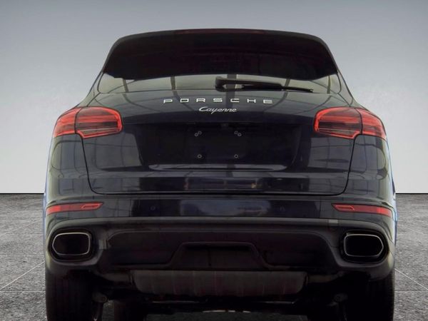 2018 PORSCHE CAYENNE Base / Platinum Edition