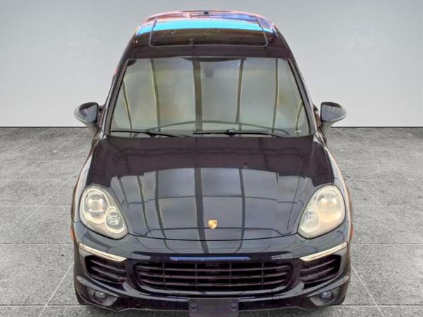 2018 PORSCHE CAYENNE Base / Platinum Edition