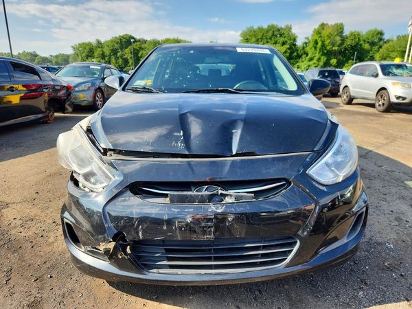 2017 HYUNDAI ACCENT SE Base