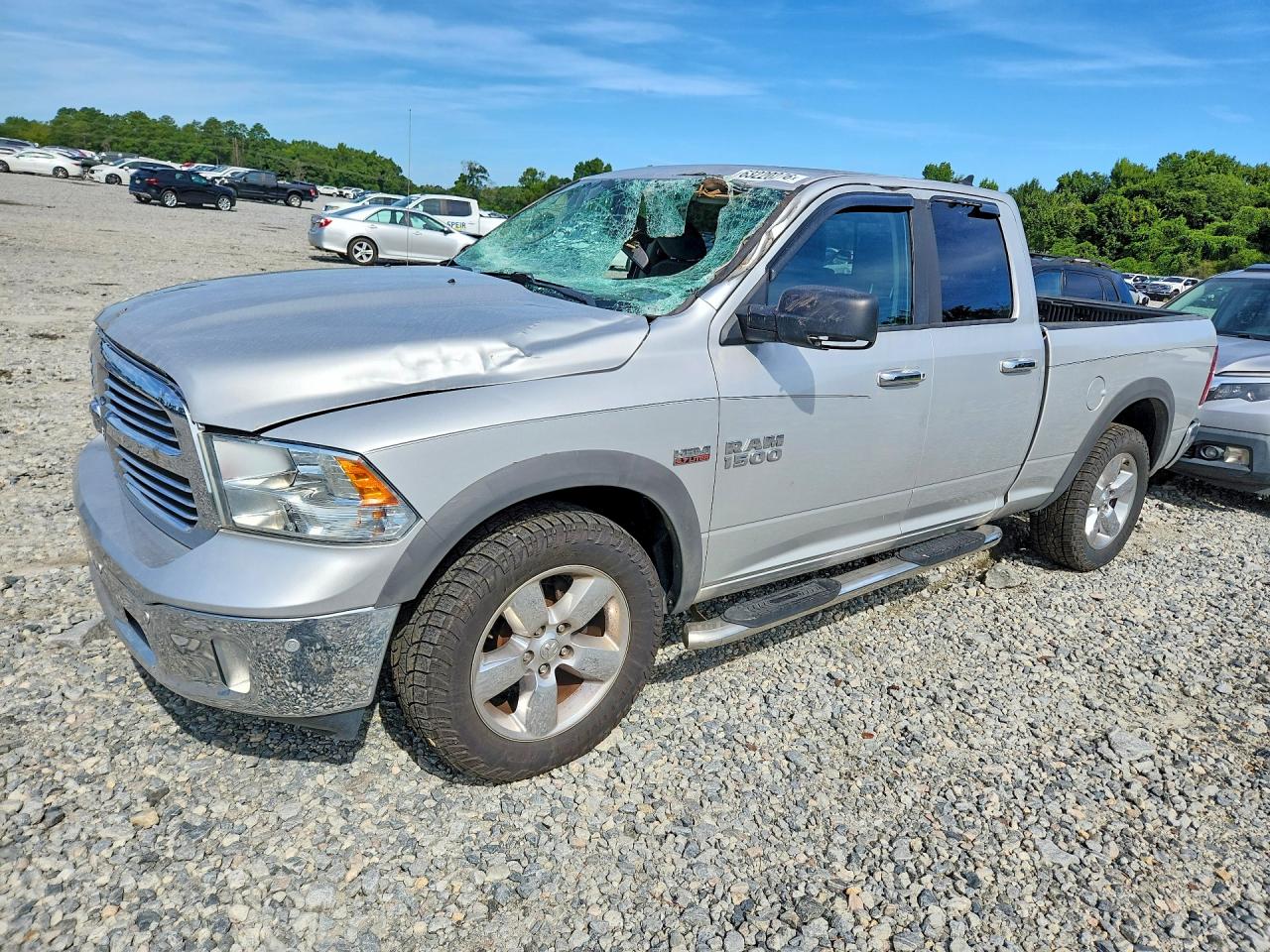 2018 RAM 1500 SLT QUAD CAB 4X4