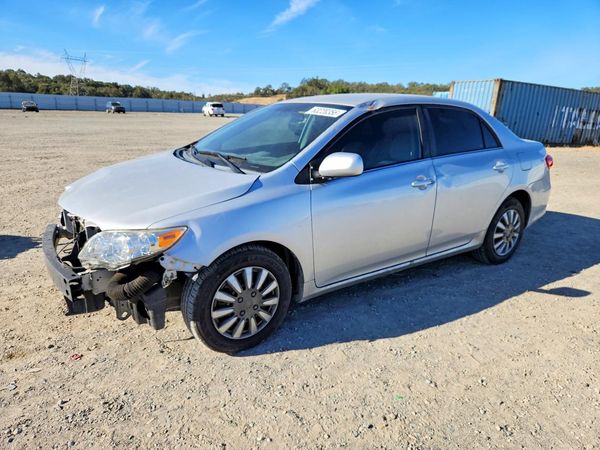 2013 TOYOTA COROLLA