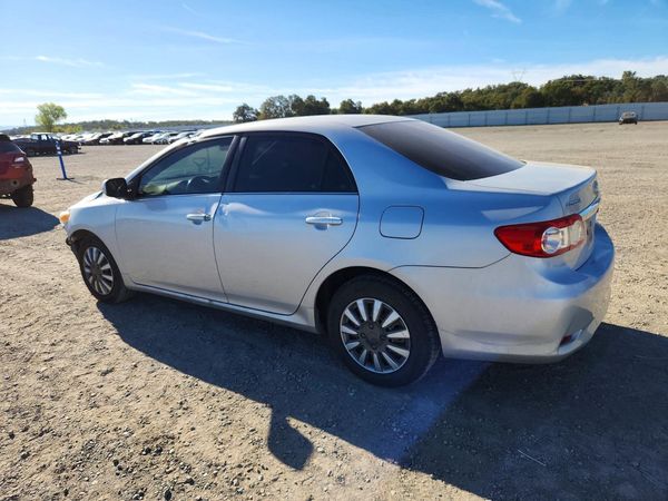2013 TOYOTA COROLLA