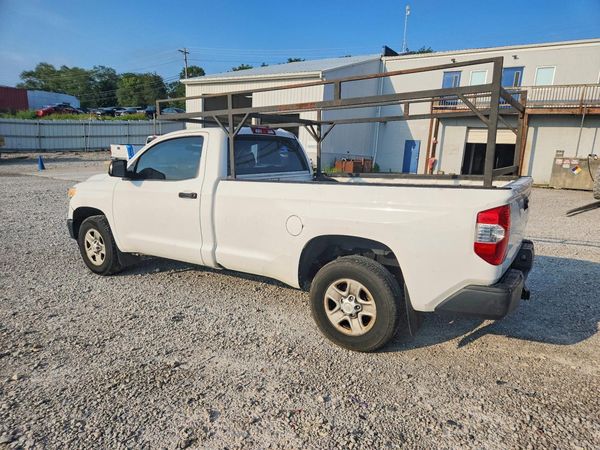 2016 TOYOTA TUNDRA