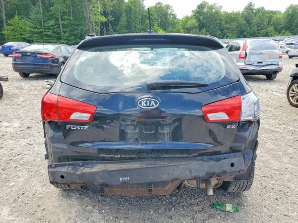 2013 KIA FORTE5 EX