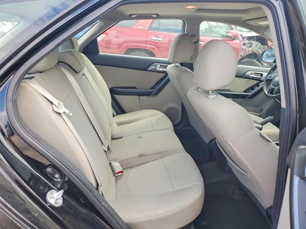 2013 KIA FORTE5 EX