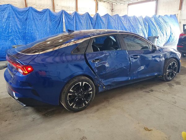 2022 KIA K5