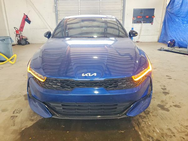 2022 KIA K5