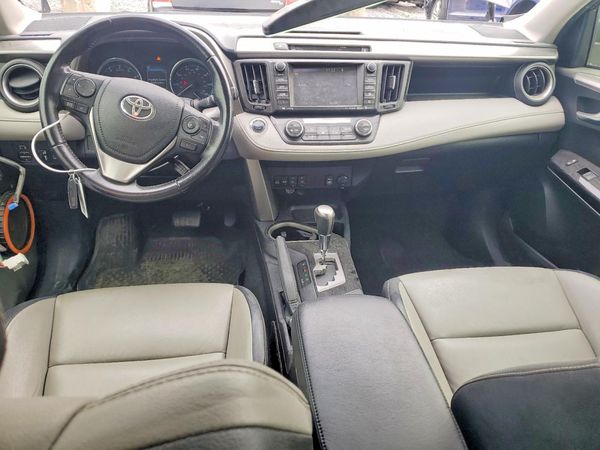 2016 TOYOTA RAV4
