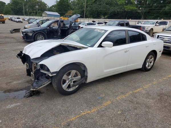 2012 DODGE CHARGER SE