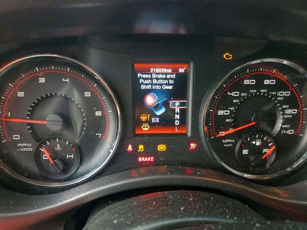 2012 DODGE CHARGER SE