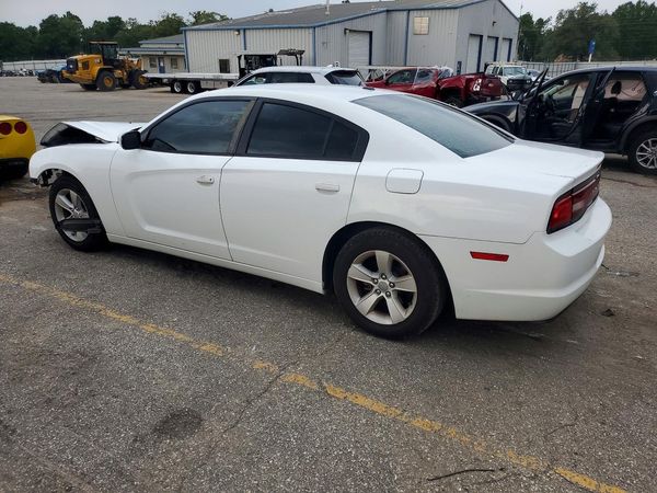 2012 DODGE CHARGER SE