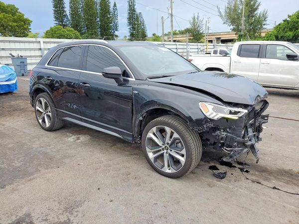 2021 AUDI Q3