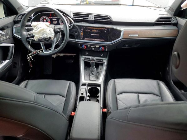 2021 AUDI Q3